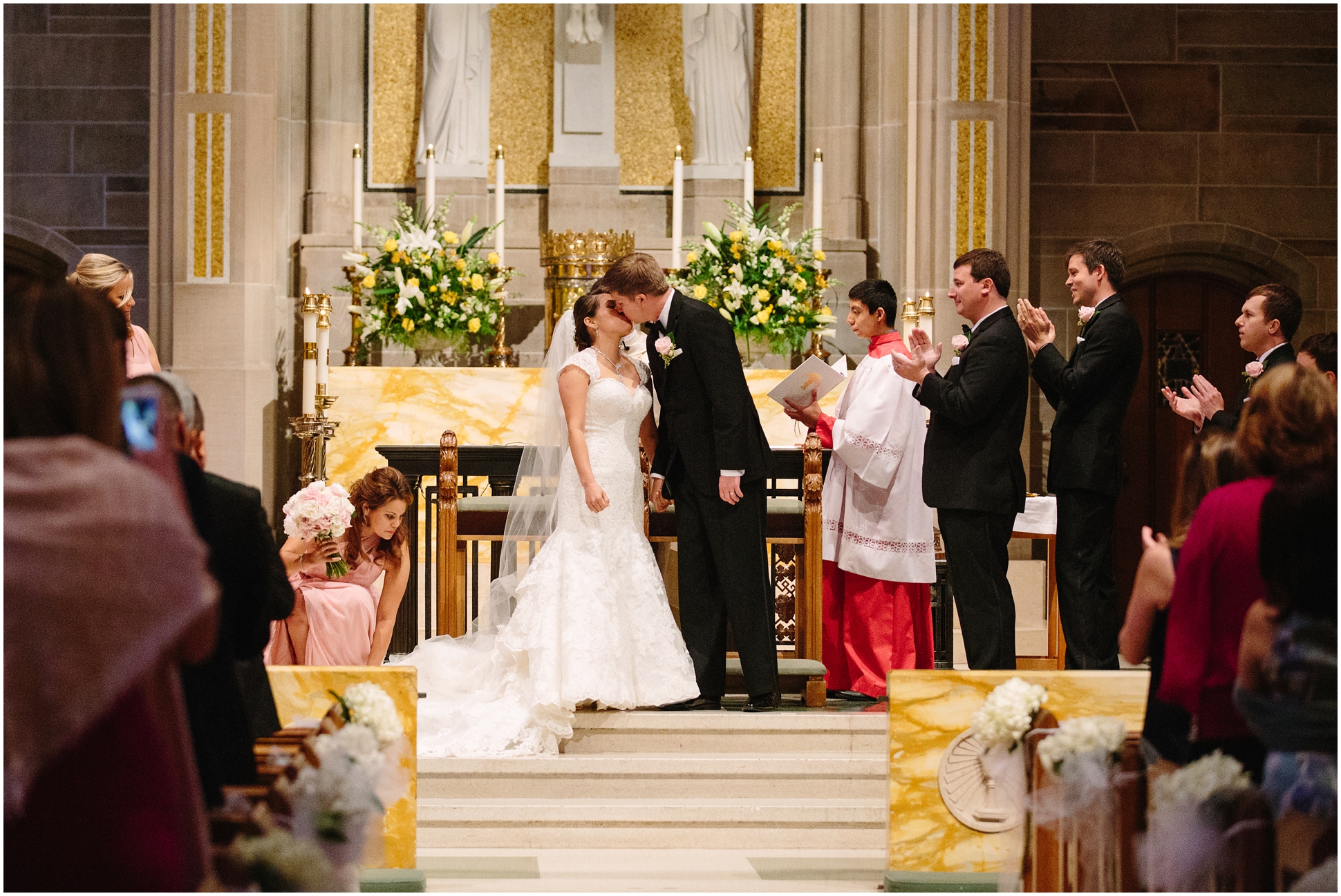 Two Chics Photography | Catholic Cathedral of Christ the King, Swanson House and Buckhead Club Wedding | www.twochicsphotography.com